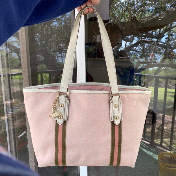 Guc is Handbags - Sold Gucci bag pink y2